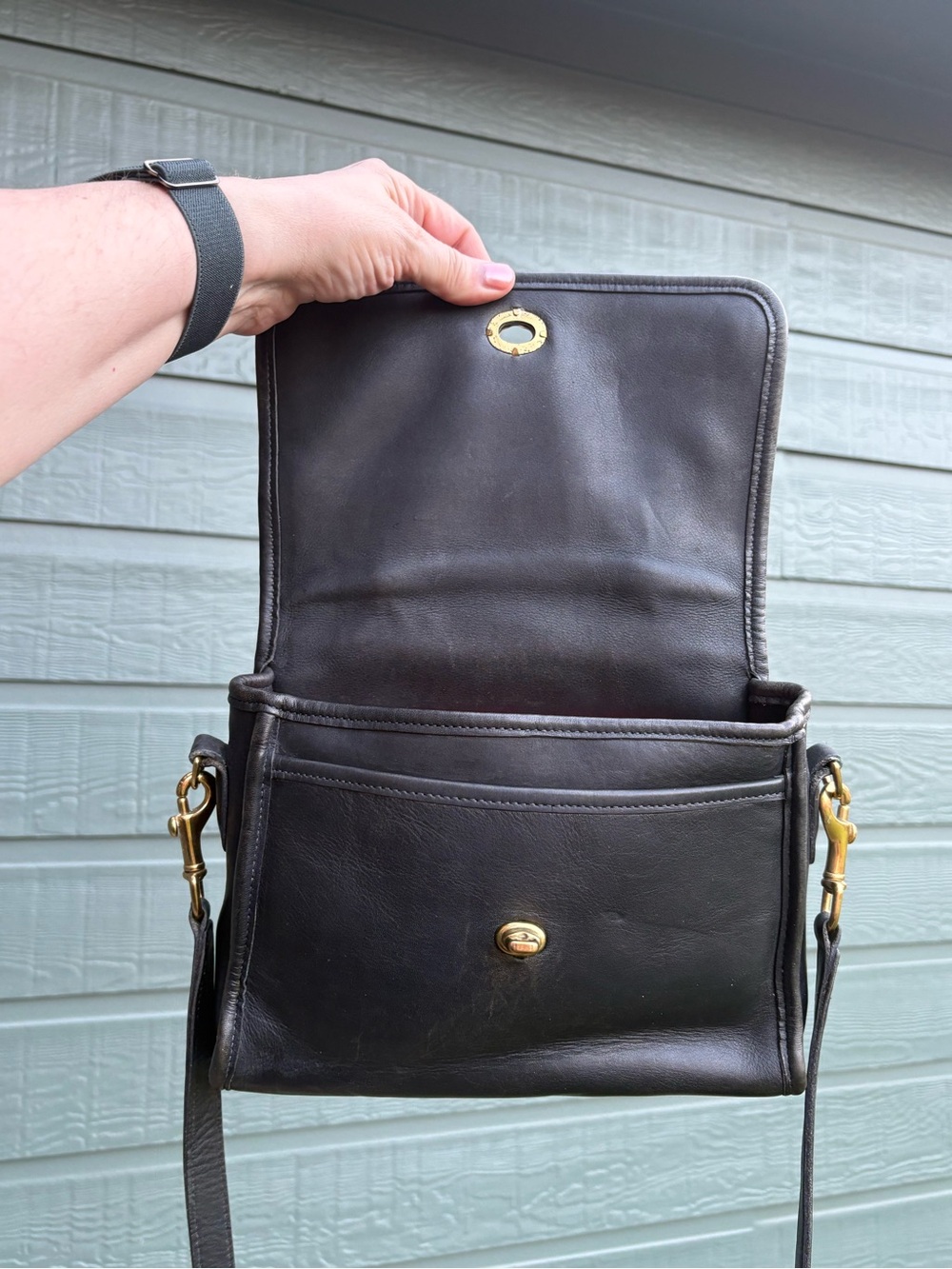 Vintage Coach Navy Court Leather Top-Handle Crossbody Bag with Gold Hardware - Picture 9 of 11